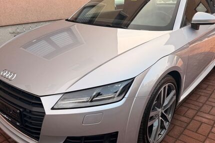 Audi TT 90.000 km 21.950 &euro; Berlin 12355
