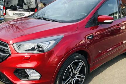 Ford Kuga 89.670 km 17.550 &euro; Berlin 13127