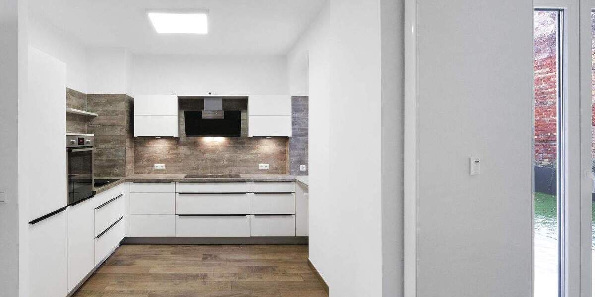 Etagenwohnung Berlin Friedrichshain - 2 Zimmer, 84 m&sup2;, 1.690&euro; | Angebot:25709886