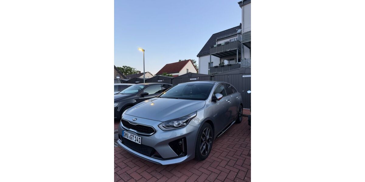 Kia pro ceed / ProCeed 105.000 km 15.800 &euro; Velten 16727