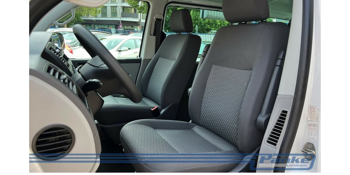 VW T5 Transporter Kombi 1. Hand 8 sitzer 169.000 km 14.990 &euro; Berlin 13187
