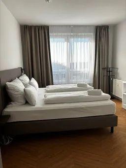 Etagenwohnung Berlin Mitte - 3 Zimmer, 73 m&sup2;, 2.100&euro; | Angebot:25418967