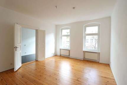 Wohnung Berlin Moabit - 2 Zimmer, 80 m&sup2;, 1.100&euro; | Angebot:26032341