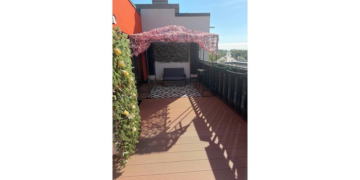 Dachgeschoßwohnung Berlin Marzahn-Hellersdorf - 4 Zimmer, 88 m&sup2;, 1.700&euro; | Angebot:26617843