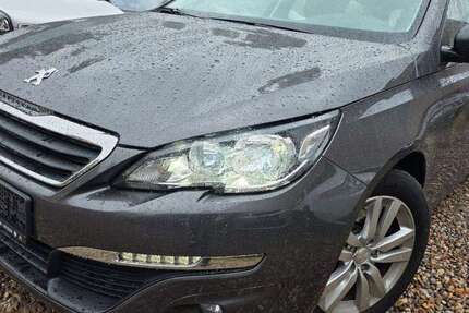 Peugeot 308 115.000 km 8.950 € Berlin 10245