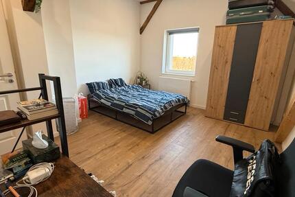 Wohnung Berlin Friedrichshain-Kreuzberg - 4 Zimmer, 90 m&sup2;, 700&euro; | Angebot:24851413