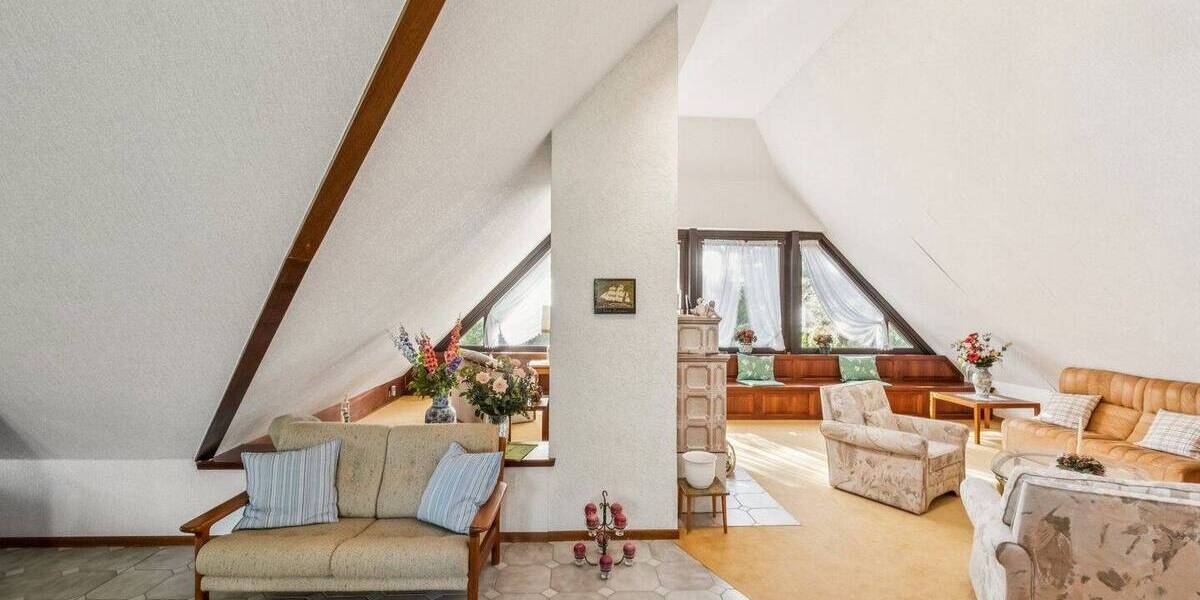 Einfamilienhaus Berlin Frohnau - 7 Zimmer, 247 m&sup2;, 895.000&euro; | Angebot:25973420