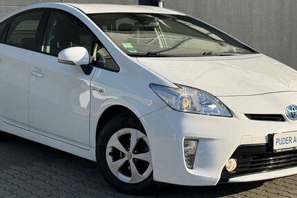Toyota Prius 146.000 km 9.990 &euro; Berlin 12435