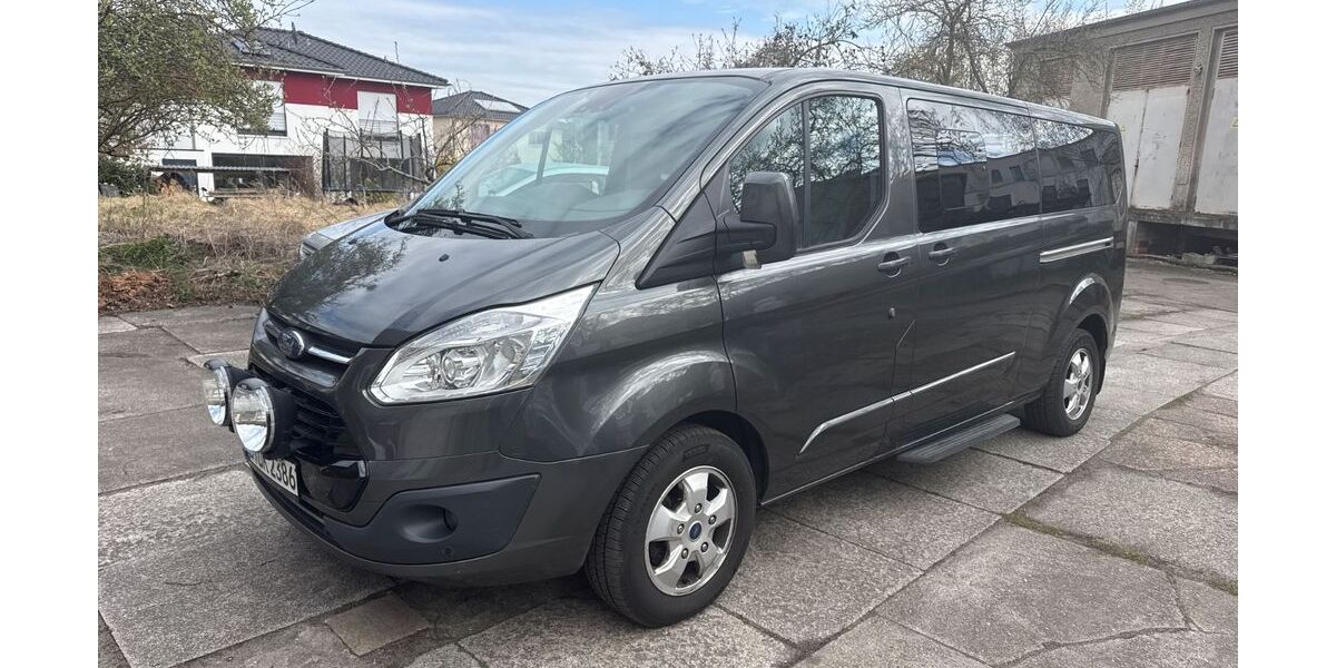 Ford Tourneo Custom 200.000 km 18.400 &euro; Berlin 13127