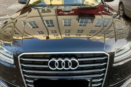 Audi A8 155.000 km 17.800 &euro; Berlin 13359