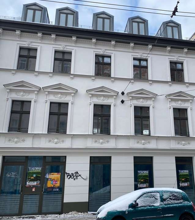 Haus zum Kaufen in Berlin 2.290.000 € 200 m²