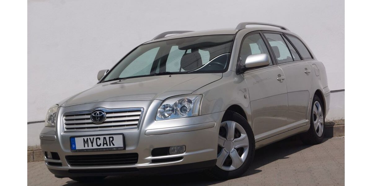 Toyota Avensis 267.110 km 2.499 &euro; Berlin 13051