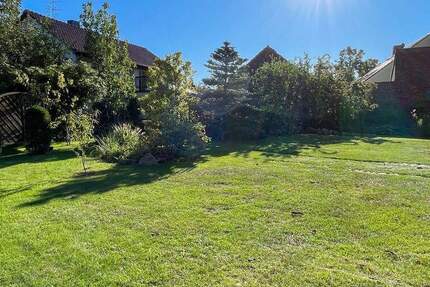 Schönes Grundstück mit Einfamilienhaus und Platz für weitere Bebauung 6 zimmer