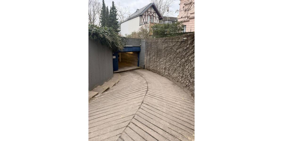 Garagen / Stellplätze Berlin Spandau - 150&euro; | Angebot:26038881
