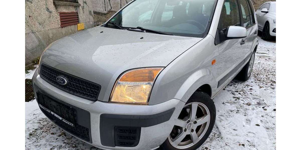 Ford Fusion 111.000 km 3.450 &euro; Berlin 10245