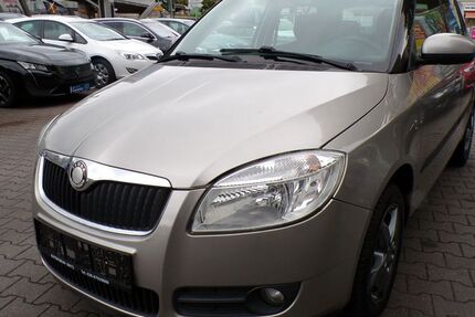 Skoda Fabia 98.000 km 5.990 &euro; Berlin 12347