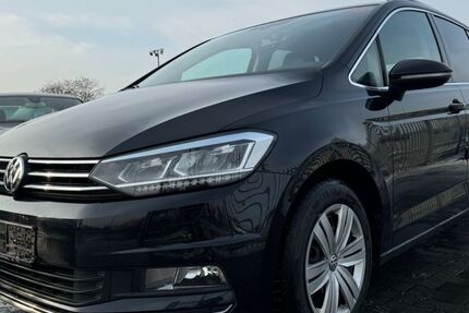 VW Touran 264.000 km 9.899 &euro; Oberkrämer 16727