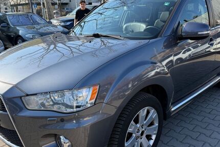 Mitsubishi Outlander 186.000 km 6.850 &euro; Berlin Wittenau -Reinickendorf 13407