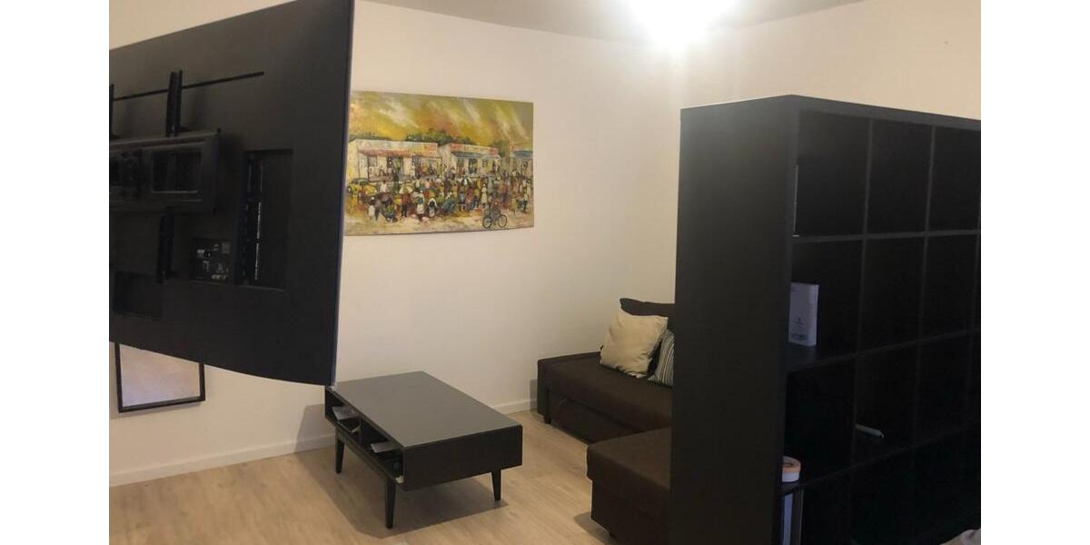 Erdgeschoßwohnung Berlin Charlottenburg-Wilmersdorf - 1 Zimmer, 33 m&sup2;, 650&euro; | Angebot:25958931