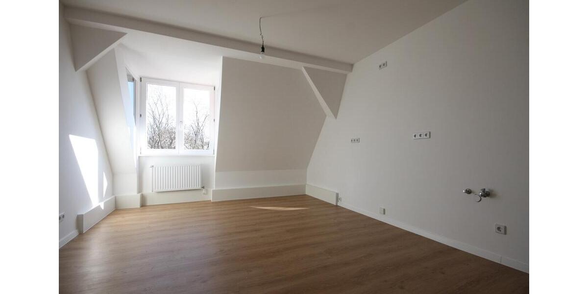 Dachgeschoßwohnung Dallgow-Döberitz Döberitz - 3 Zimmer, 115 m&sup2;, 1.800&euro; | Angebot:25857166