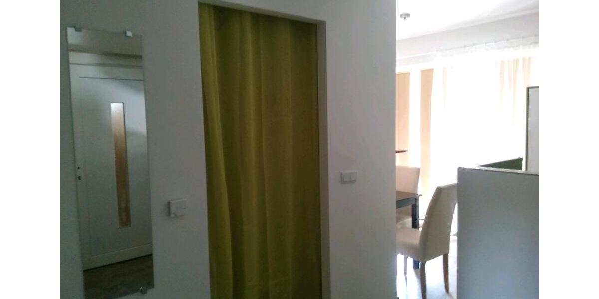 Dachgeschoßwohnung Berlin Marzahn-Hellersdorf - 2 Zimmer, 52 m&sup2;, 1.200&euro; | Angebot:24730052