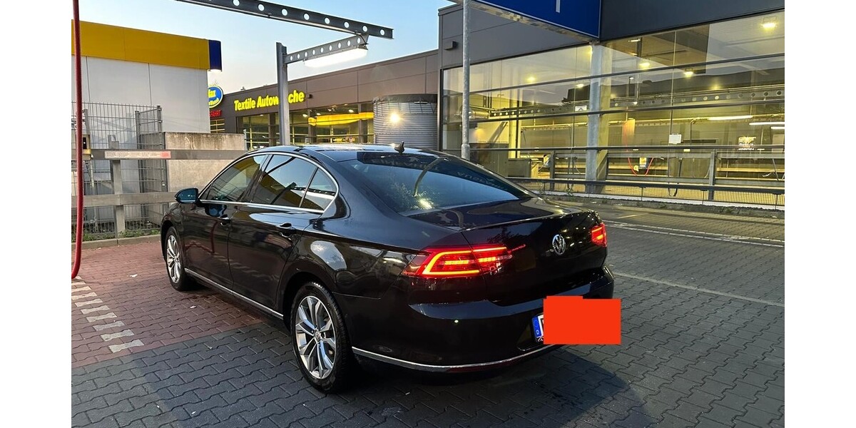 VW Passat 197.000 km 13.000 &euro; Berlin 10178