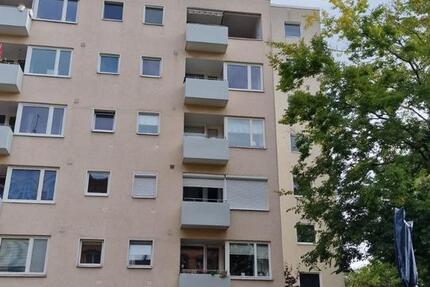 Wohnung Berlin Charlottenburg-Wilmersdorf - 1 Zimmer, 49 m&sup2;, 750&euro; | Angebot:24715277