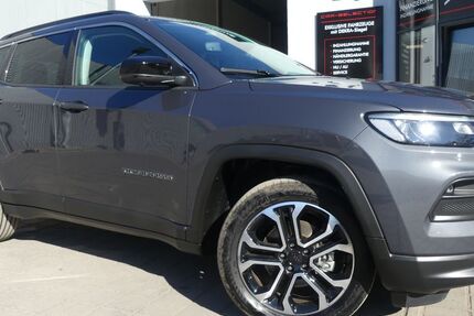 Jeep Compass 18.906 km 23.600 &euro; Berlin 13156