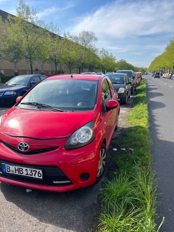Toyota Aygo 141.146 km 3.300 € Berlin 10178