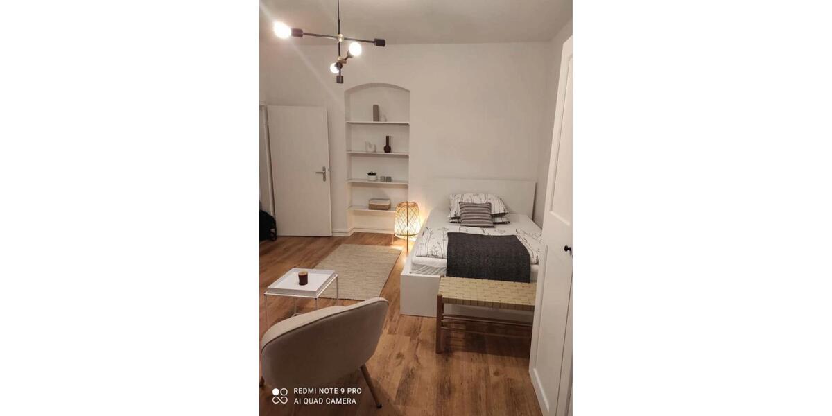 Etagenwohnung Berlin Treptow-Köpenick - 1 Zimmer, 33 m&sup2;, 1.100&euro; | Angebot:24303187