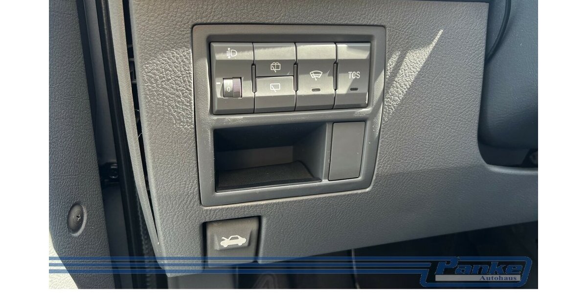 Kia Carens 2.0 16V EX Van*SchiebeD.*Klima*PDC*Bluet* 109.096 km 1.100 &euro; Berlin 13187