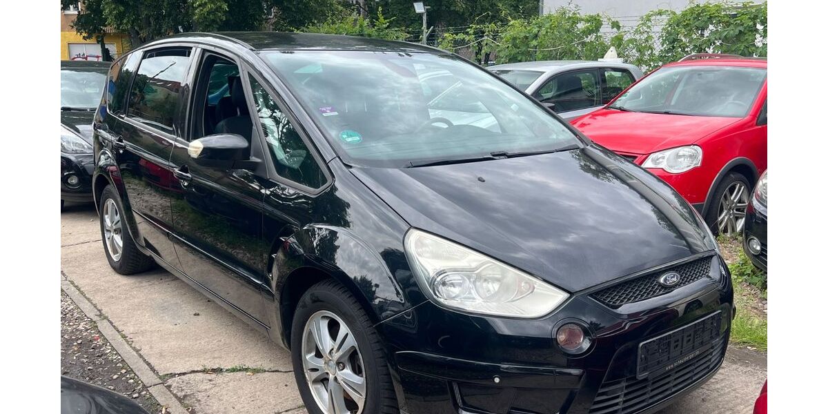 Ford S-Max 213.000 km 3.999 &euro; BERLIN 13409