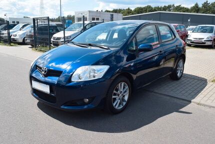 Toyota Auris 99.990 km 3.999 &euro; Wildau 15745