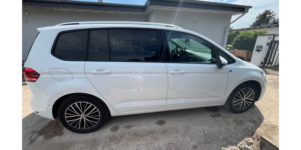 VW Touran 67.800 km 19.000 &euro; Panketal 16341
