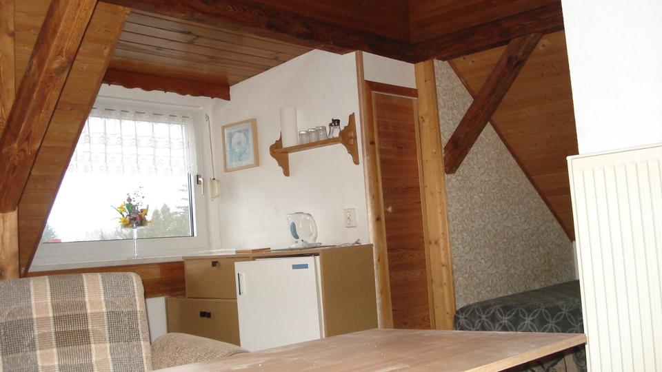 Dachgeschoßwohnung Berlin Treptow-Köpenick - 1 Zimmer, 24 m&sup2;, 420&euro; | Angebot:25056360