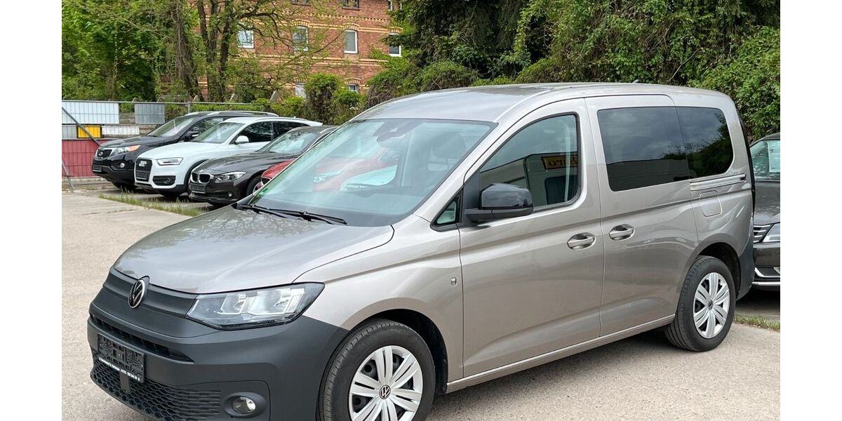 VW Caddy 150.960 km 17.493 &euro; Berlin 13127