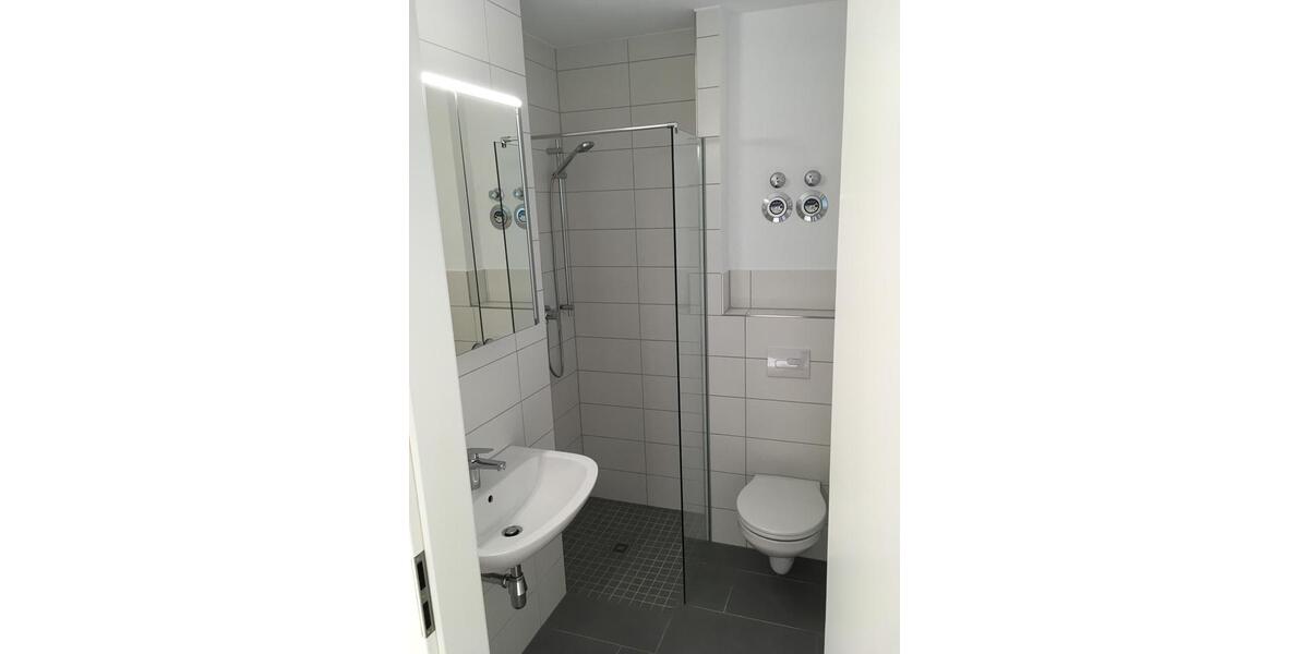 Dachgeschoßwohnung Berlin Rummelsburg - 1 Zimmer, 20 m&sup2;, 664&euro; | Angebot:24616896