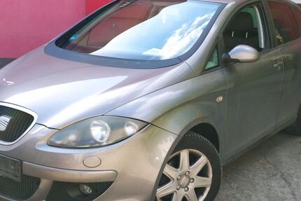 Seat Altea 143.257 km 2.000 &euro; Berlin 10317