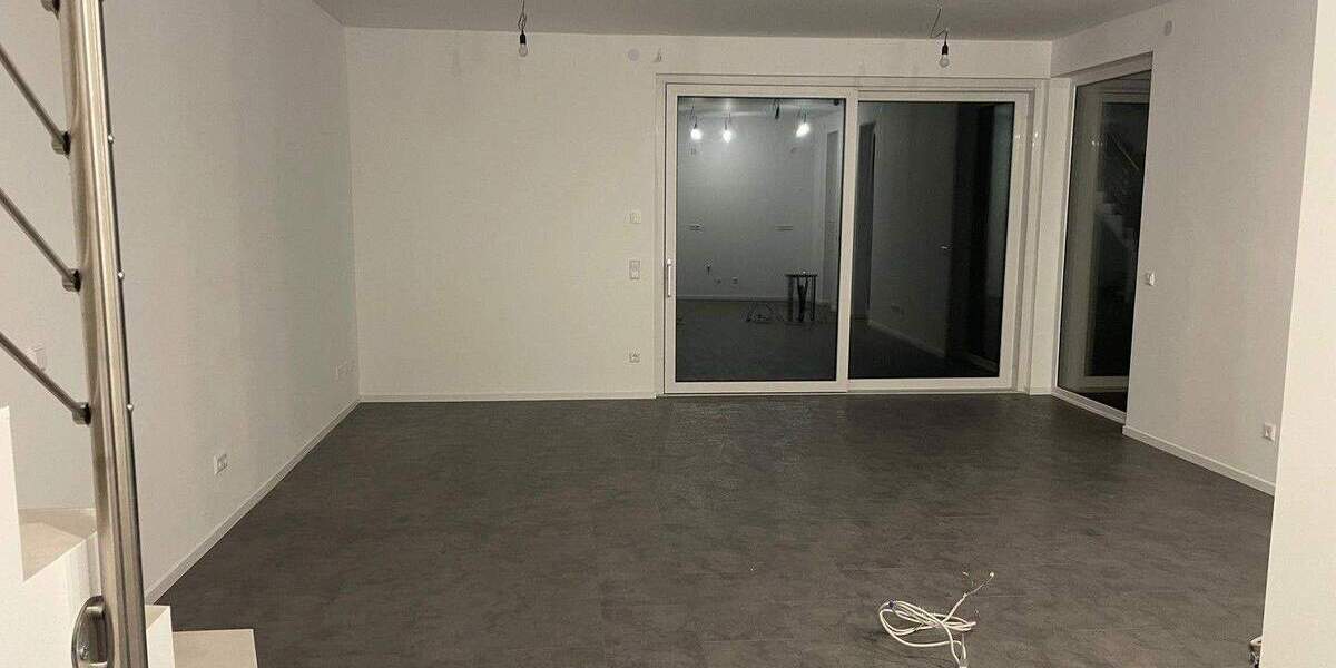 A+, Doppelhaushälfte mit großer Dachterrasse, 150 m², 4 SZ, 2 Bäder, Garten, provisionsfrei 5 zimmer