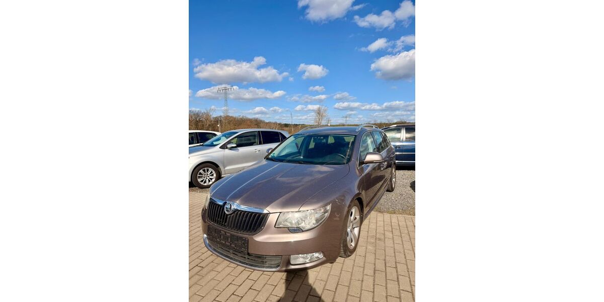 Skoda Superb 166.000 km 5.200 &euro; Wildau 15745