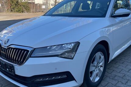 Skoda Superb 170.700 km 16.900 &euro; Berlin 12057