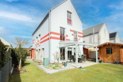 Haus Ludwigsfelde - 6 Zimmer, 160 m&sup2;, 675.000&euro; | Angebot:26596016
