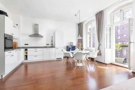Wohnung zum Kaufen in Berlin 939.000 € 94.02 m²