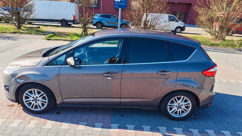 Ford C-Max 314.000 km 2.750 &euro; Germendorf 16515