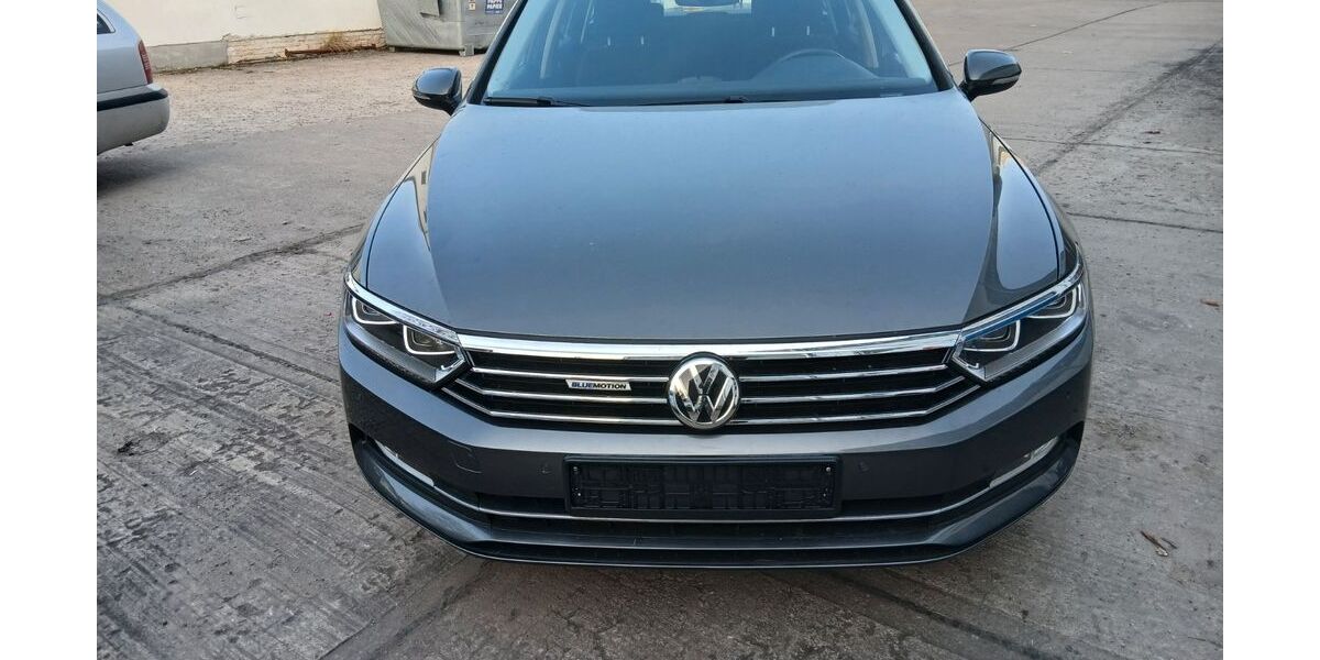 VW Passat 120.200 km 13.850 &euro; Oranienburg 16515