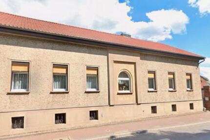 4-Seiten-Bauernhof mit großem Wohnhaus 6 zimmer