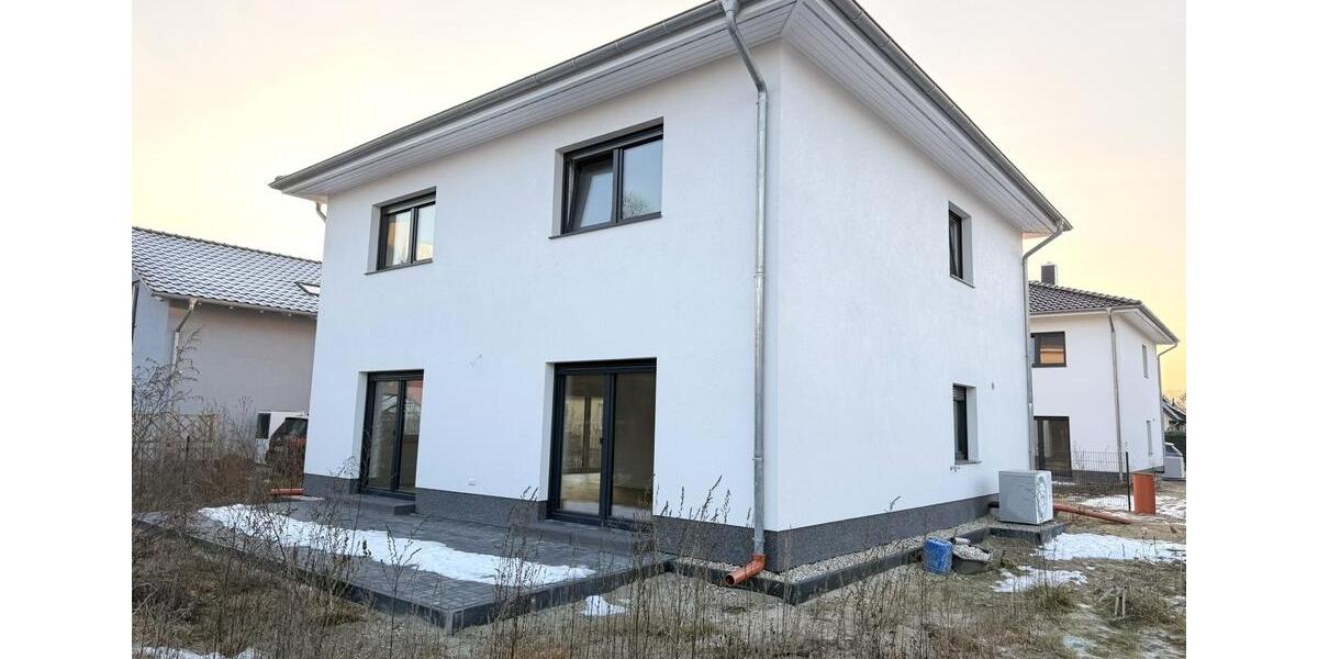 Einfamilienhaus Panketal - 5 Zimmer, 170 m&sup2;, 2.790&euro; | Angebot:25646798