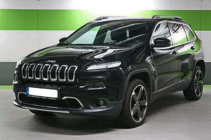 Jeep Cherokee 160.000 km 11.990 € Berlin-Tiergarten 10785