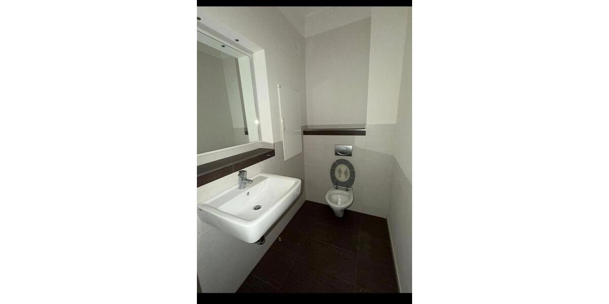 Erdgeschoßwohnung Berlin Mitte - 2.5 Zimmer, 60 m&sup2;, 1.350&euro; | Angebot:25980886