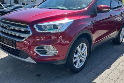 Ford Kuga 89.250 km 12.900 &euro; Potsdam 14471